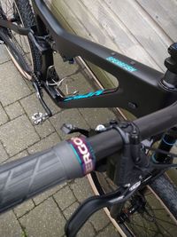 Salsa Rustler carbon stuur, Salsa Guide stuurpen en Ergon GE1 handvatten